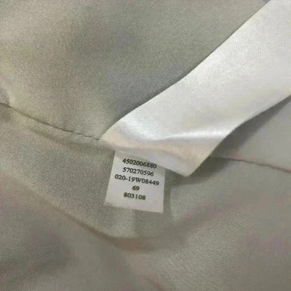 White House Black Market Wool Blend Gray Smoked Pearl Ball Chain Cape XXS $228 - Picture 8 of 9